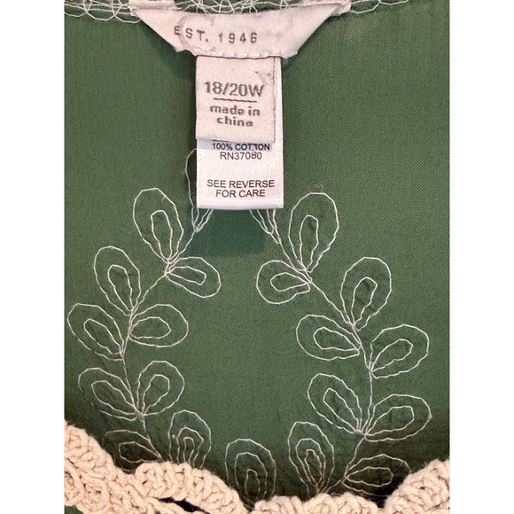 C Est 1946 Cato Blouse Tunic Top 18/20W Green Embroidered Short Sleeve‎ Boho - Picture 3 of 5